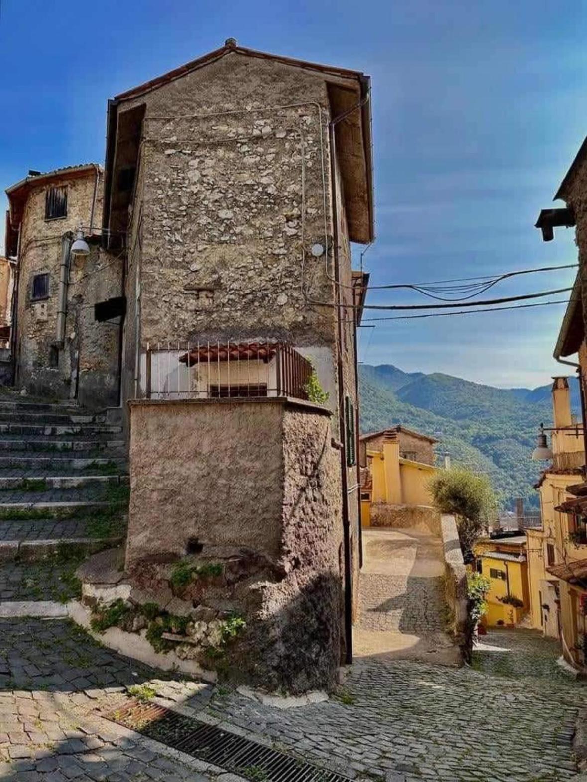 Vicolo Santa Maria- Appartamento Nel Centro Storico. Subiaco Exterior foto